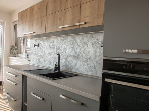 Realizace betonové stěrky - Villidecor.cz